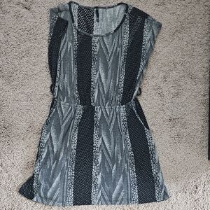 Stylish Black and Gray Patterned Dress